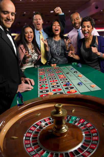 aman77 mobile app home screen showing live-dealer tables and tournament schedule