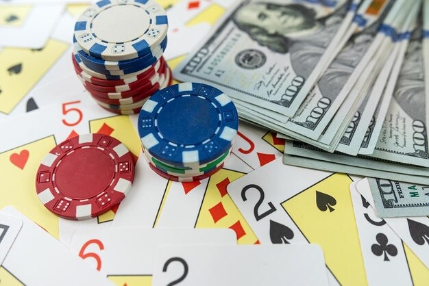 Live blackjack table on mobile with dealer and player cards visible